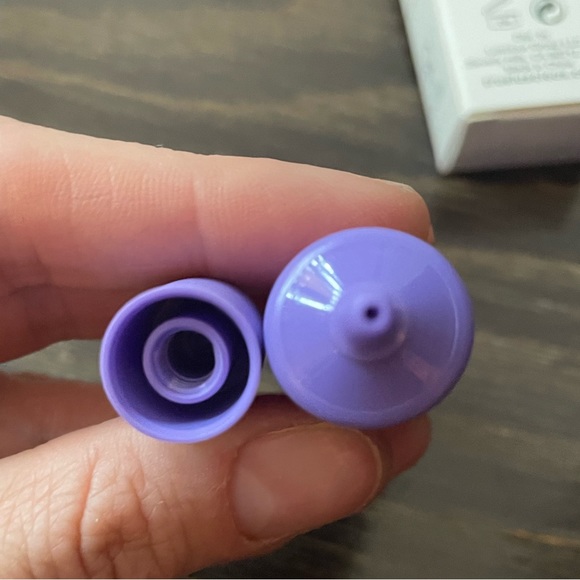 Angel Eyes Hydrating Eyeshadow Primer - Medium Nude - Brand New - Picture 7 of 8